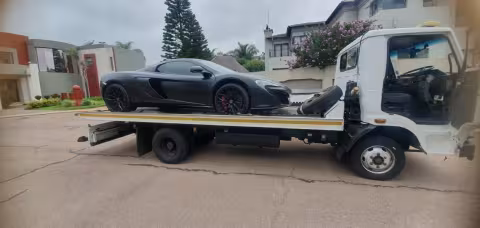 CS Towing Gallery Image