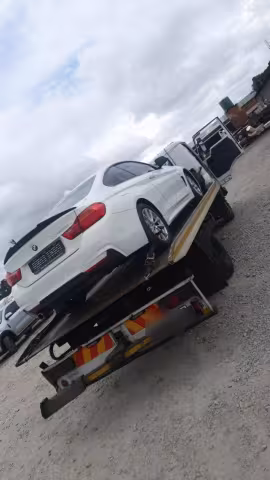 CS Towing Gallery Image