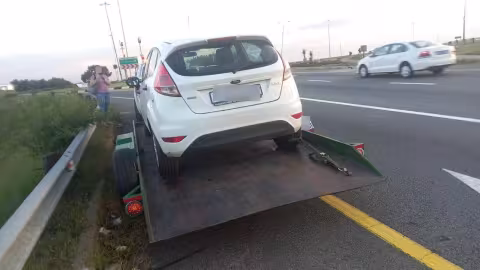 CS Towing Gallery Image