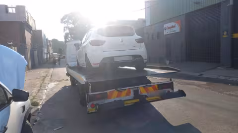 CS Towing Gallery Image