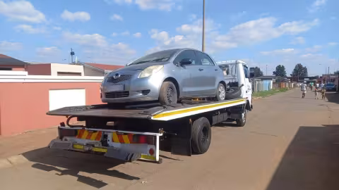 CS Towing Gallery Image