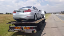 C's Towing truck assisting a broken down vehicle on a Gauteng highway